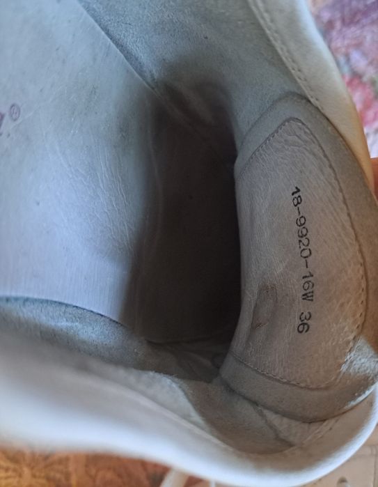 Макасины белые кожанные