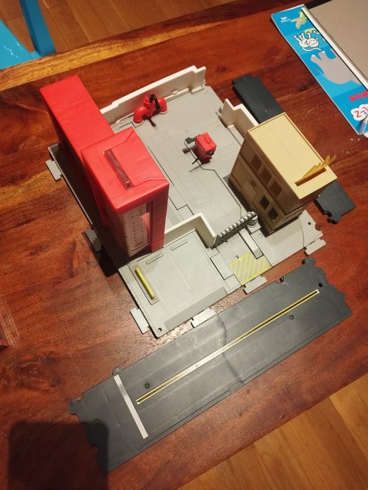 Joc mașinuțe - macheta Unitate de pompieri