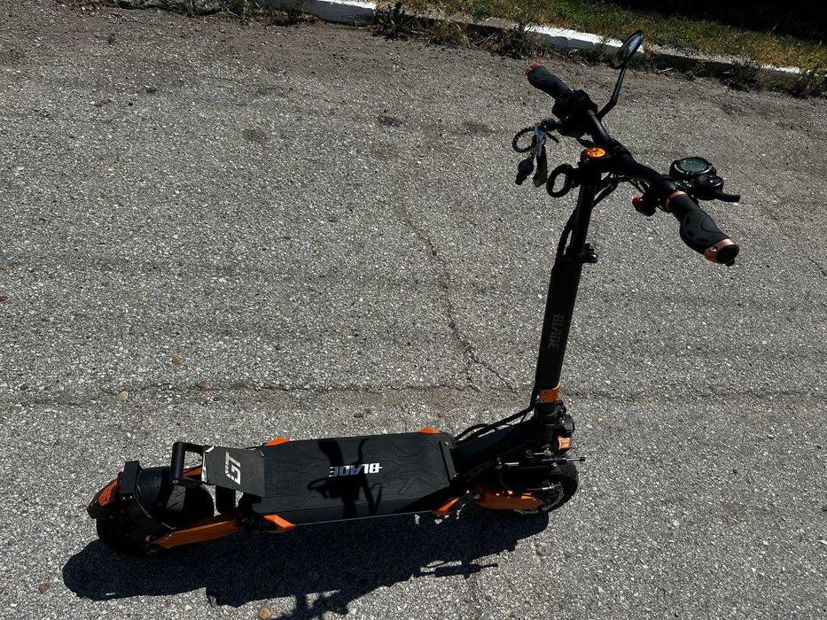Продавам електрическа тротинетка Teverun Blade GT 60v 23a