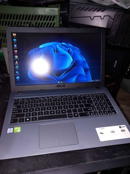 Laptop asus i3 7genm nvidia MX110 2gb