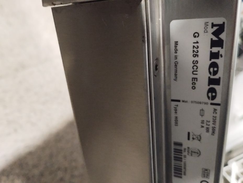 Иноксова съдомиялна MIELE G1225 eco