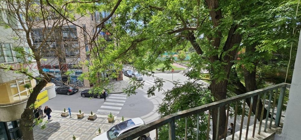 Дава се под наем Тристаен апартамент в Пловдив, Кършияка - 90 кв.м за 471.75 € - Снимка #6