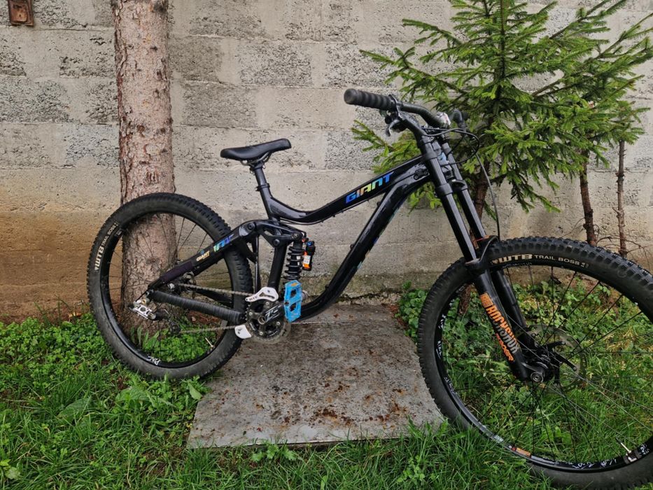 Продавам - Giant glory