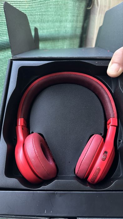 JBL E45BT червени/red слушалки ,