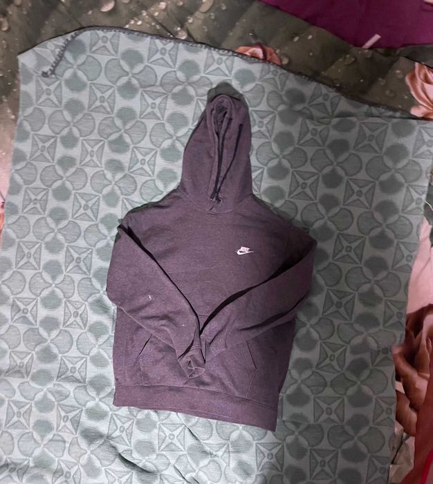 Adidas, Nike, блузи с дълъг ръкав с леки забележки