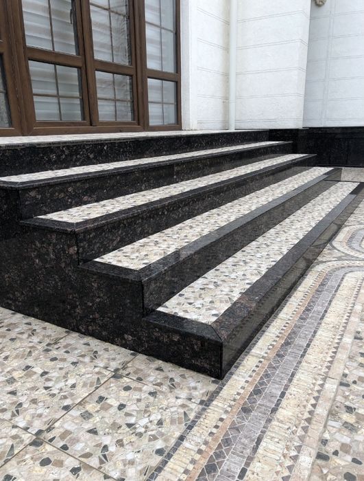 Чистка гранита. полировка мрамора. мойка фасадов и бурчатки