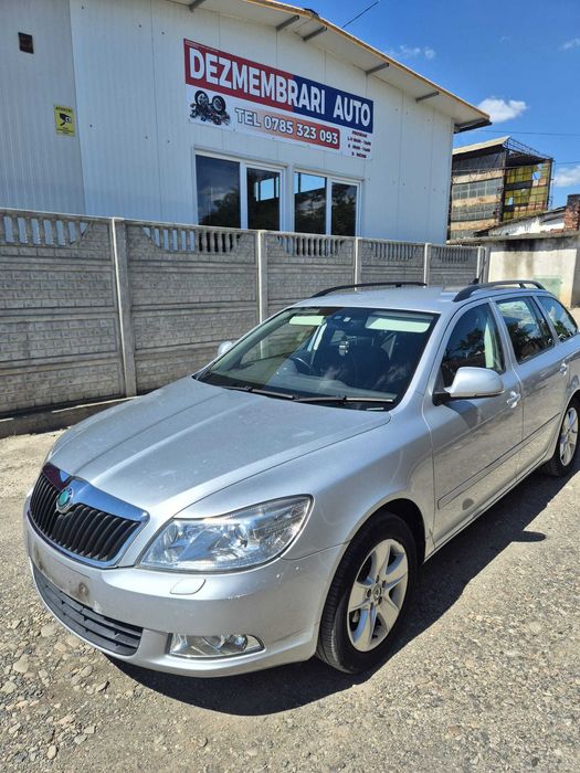 Dezmembram Skoda Octavia 2 1.4 TSI CAXA Motor / cutie viteze /Bara fata