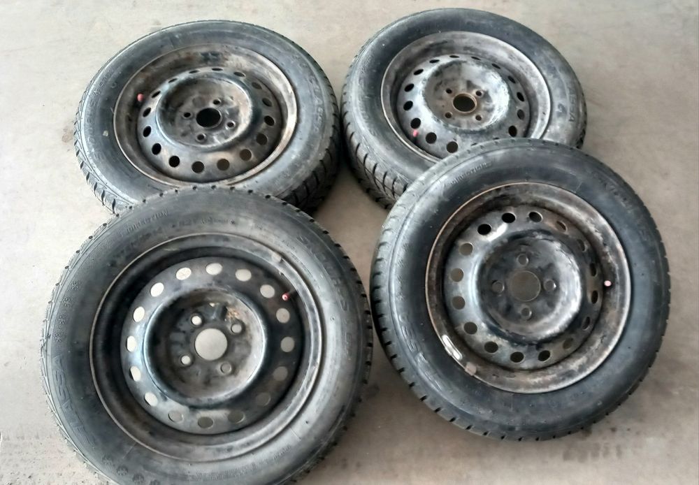 Зимни гуми Lassa с джанти 175/65/R14 5 1/2 J 4бр.