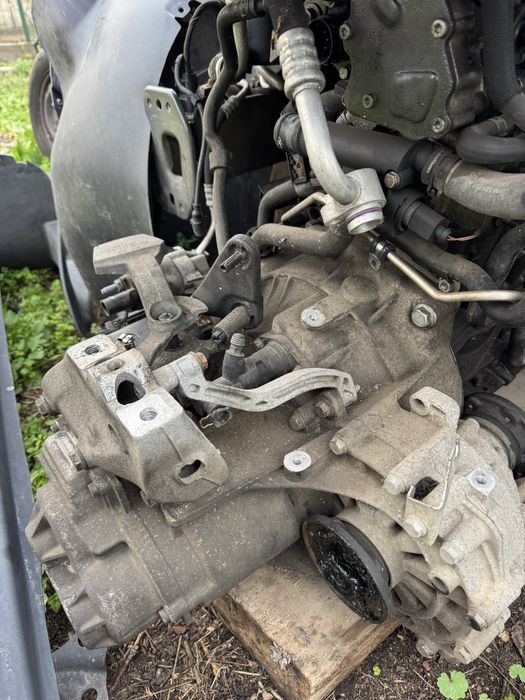 Cutie viteze 6 trepte vw Touran 1.9 BXE