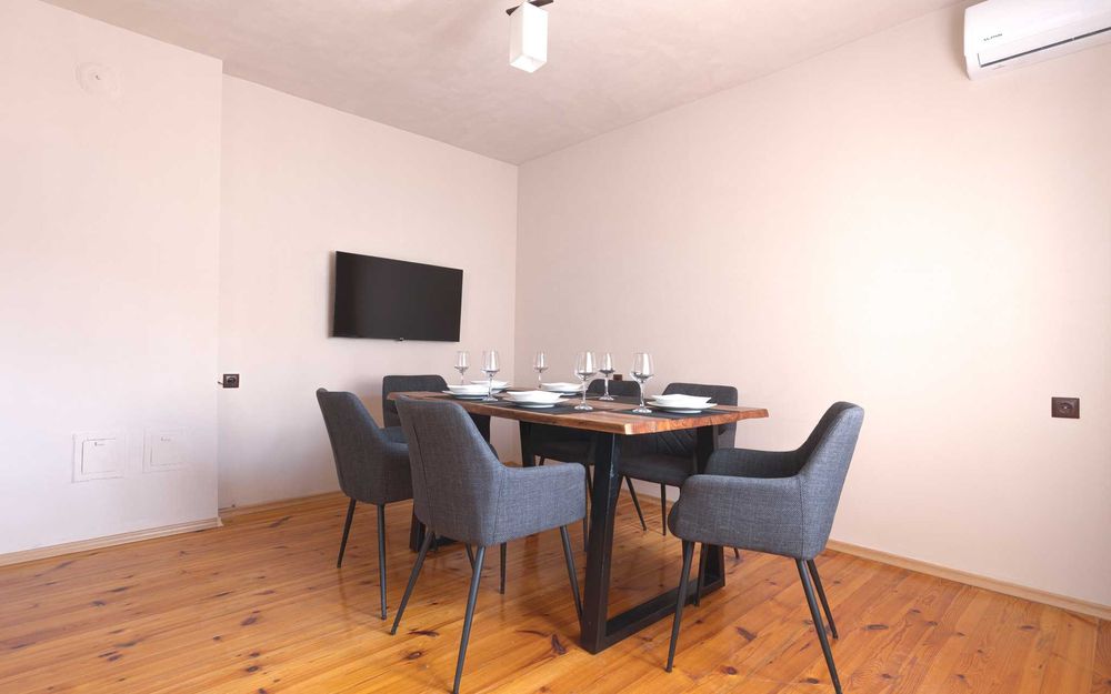 Къща за гости Константин и Елена гр. Девин - нощувки