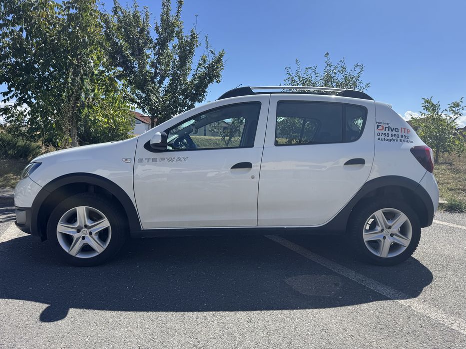 Se vinde Dacia Sandero 2016 model Pestige