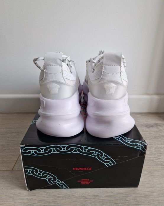 Versace chain albi