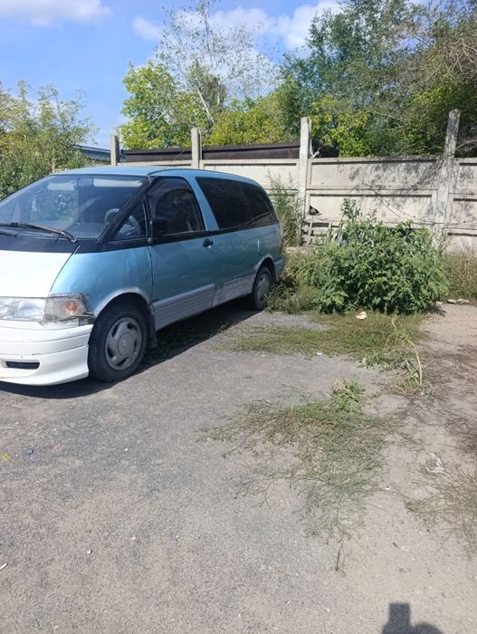 Toyota previa  2.4