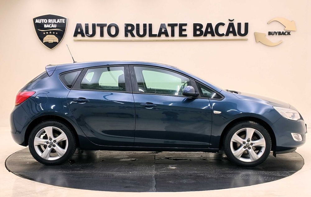 OPEL Astra 2011 — imagine 21