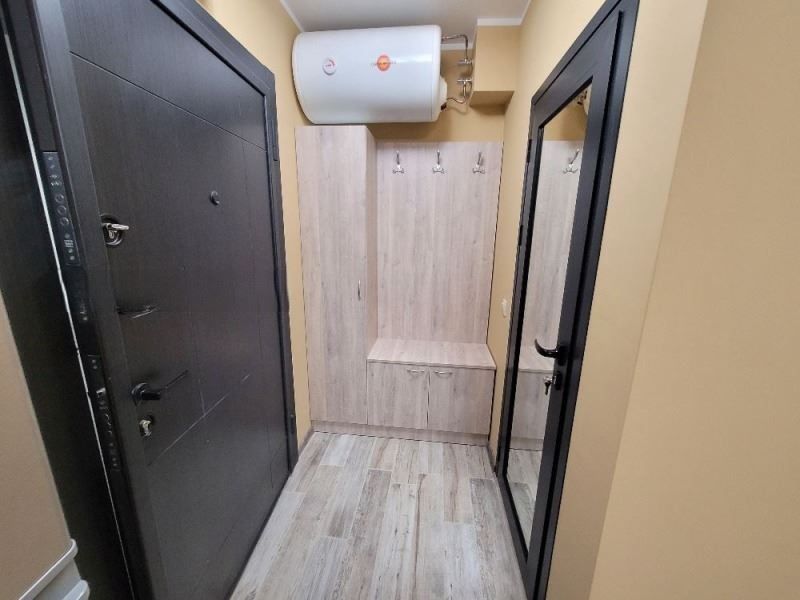 Двустаен апартамент в кв. Павлово!