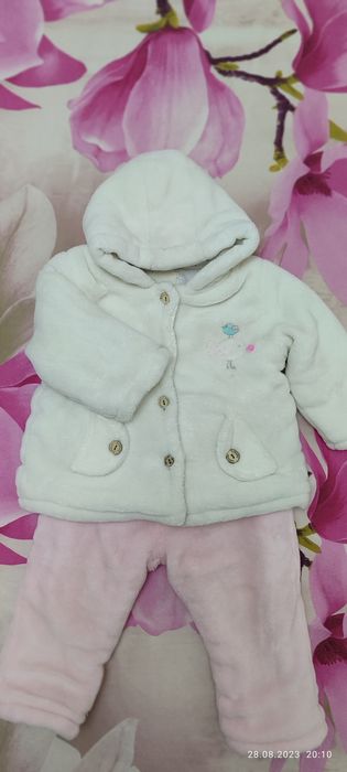 Осенний теплый костюм для девочки