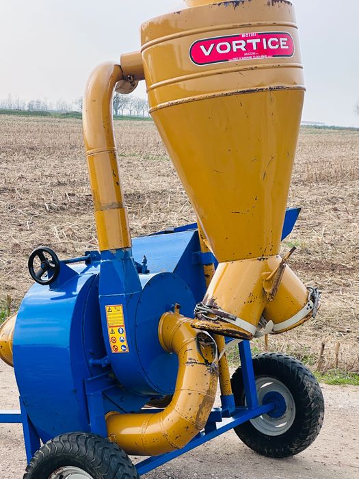 Moara ciocanele la tractor