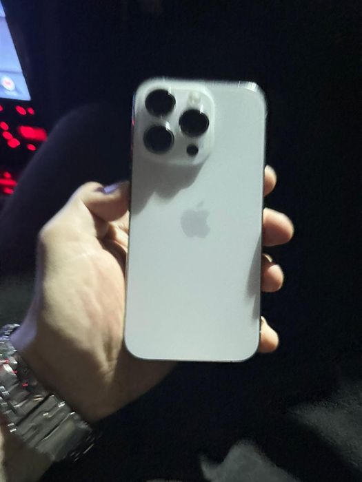 Айфон 14про акум 79%