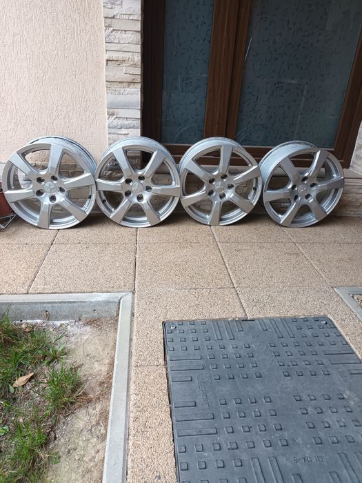 Jante aliaj Mitsubishi r16