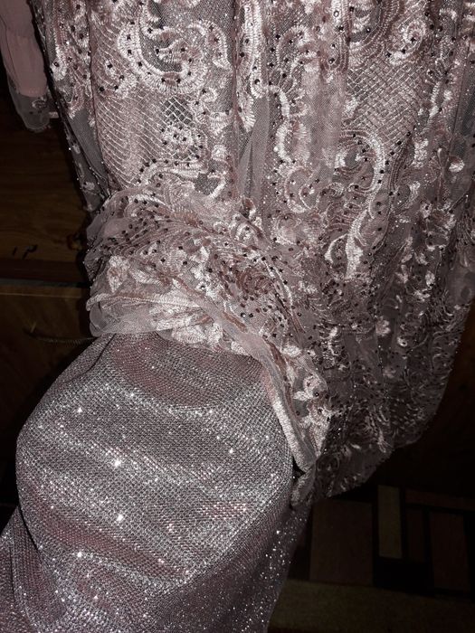 Ayollar vecherniy ko'ylagi