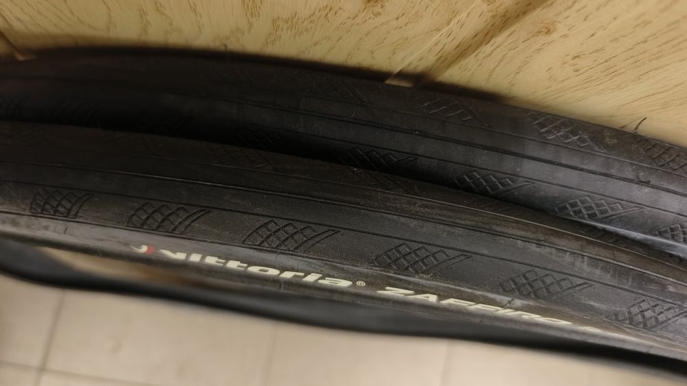 Гуми Victtoria Zafiro 700x30C(30x622)