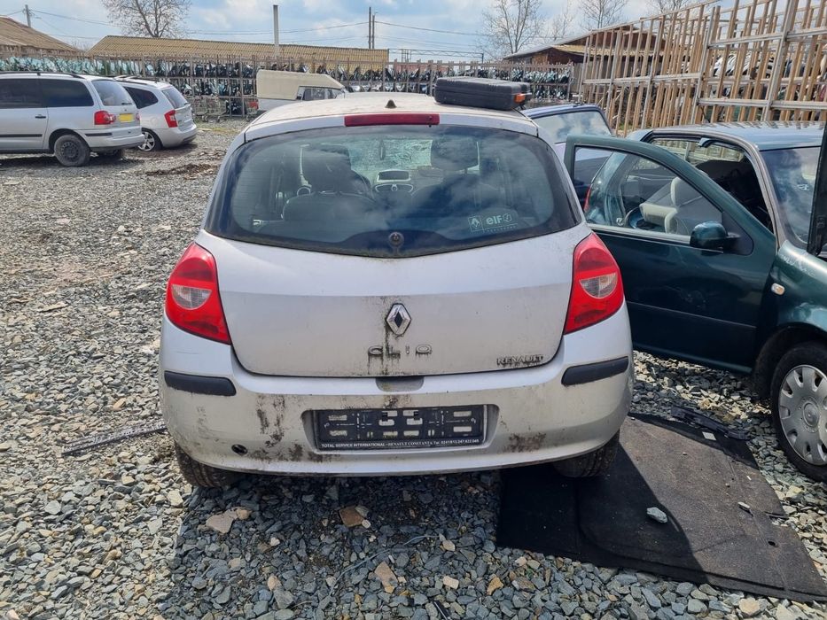Dezmembrari  Renault CLIO 3  2005  > 0000 1.4 16V Benzina
