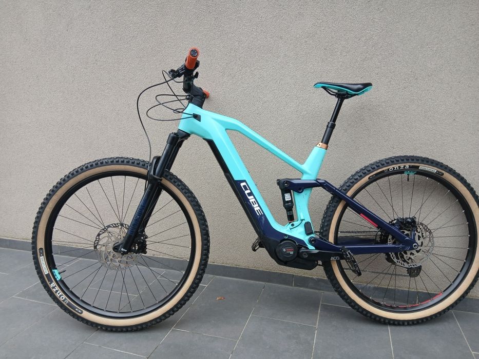 Bicicleta Electrica Full Suspension 29er Carbon CUBE Bosch CX