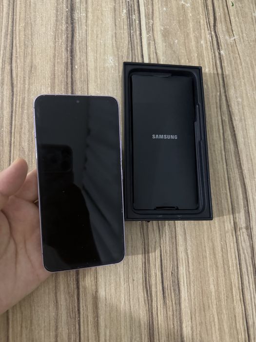 Samsung s22 сиреновый