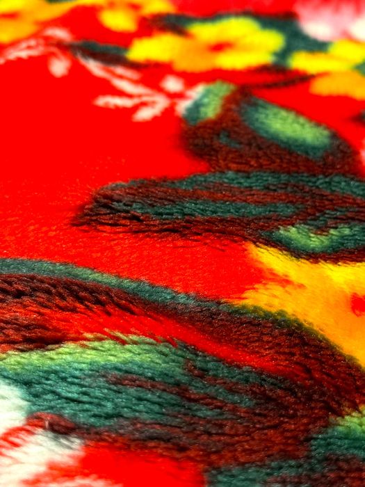 Продам красный плед