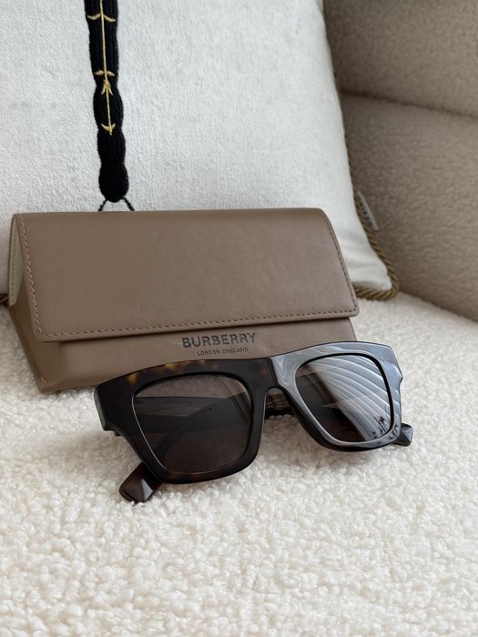 Слънчеви очила Burberry