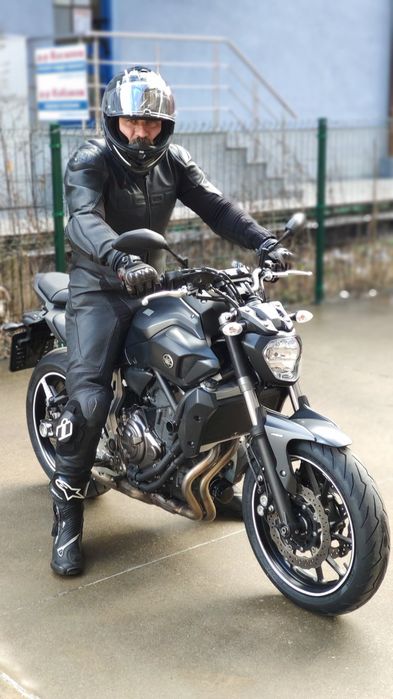 Мъжки мото  екип IKON размер 54