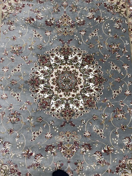 Шелковый ковер