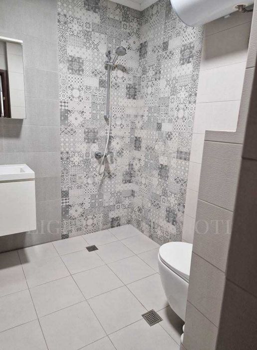 Продава се Двустаен апартамент в Пловдив, Кючук Париж - 85 кв.м за 1920 €/кв.м - Снимка #11