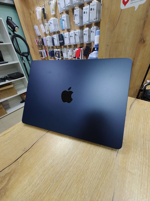 MacBook Air 13 M4 Чип 100% Акб 16/256гб Midnight