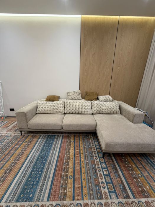 Продам Диван в отличном состоянии
