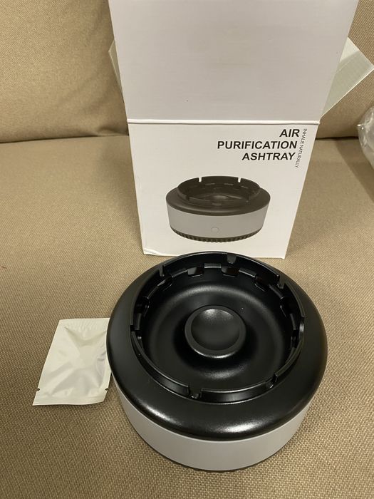 Scrumiera cu purificare a aerului - nouă, ambalată