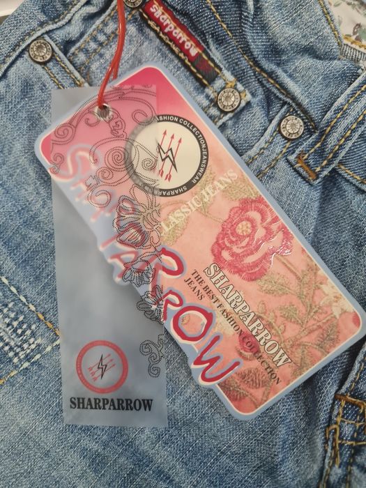 Рядък модел дънки Sharparrowс нови с етикет 24 номер