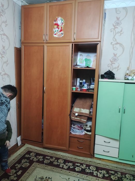 Shkaf sotiladi.2ta sandiq detskiy shkaf sovg'a