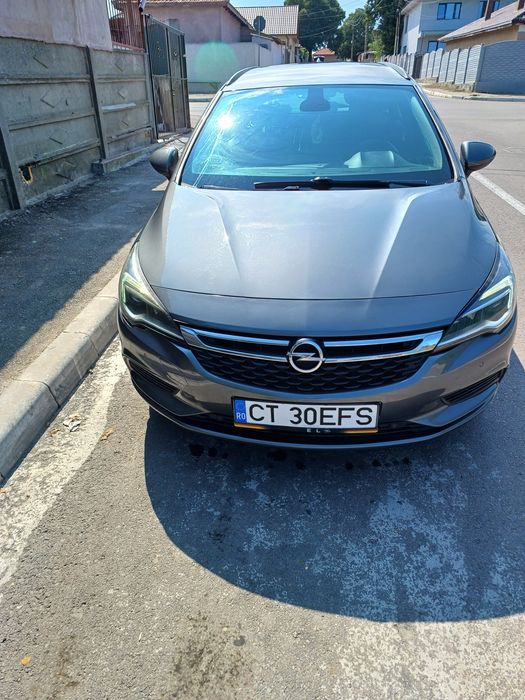 Masina de vanzare opel astra
