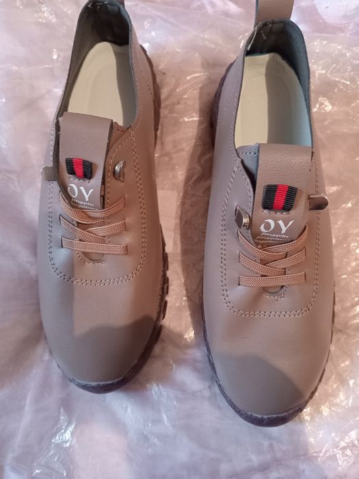 Продам обувь макасы