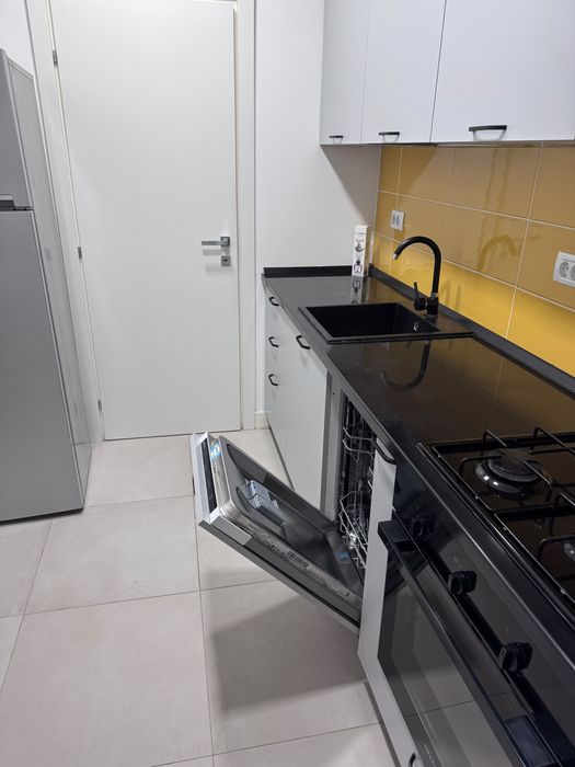 Inchiriez apartament 2 camere sect 1