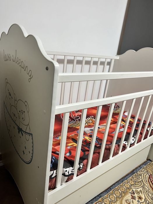 Продам детский манеж-кровать 28000