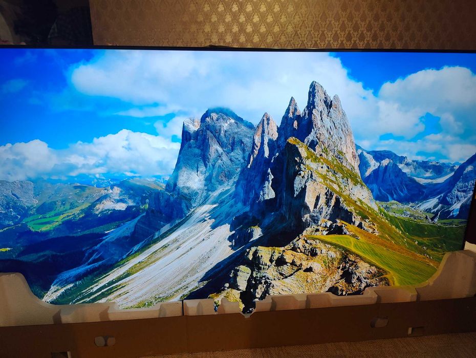 Тв Samsung 4k, 208см/82", март 2021