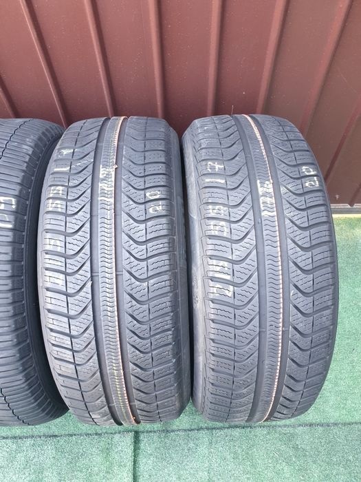 215.55.17 2x Michelin 2x Pirelli