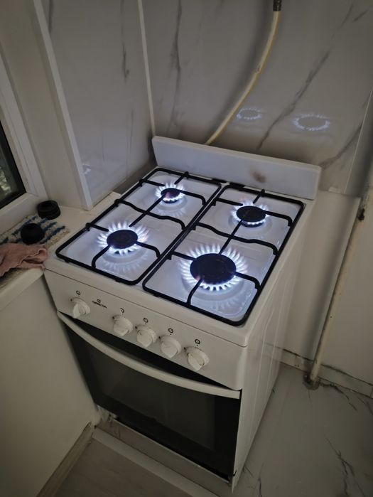 Продам газплиту.