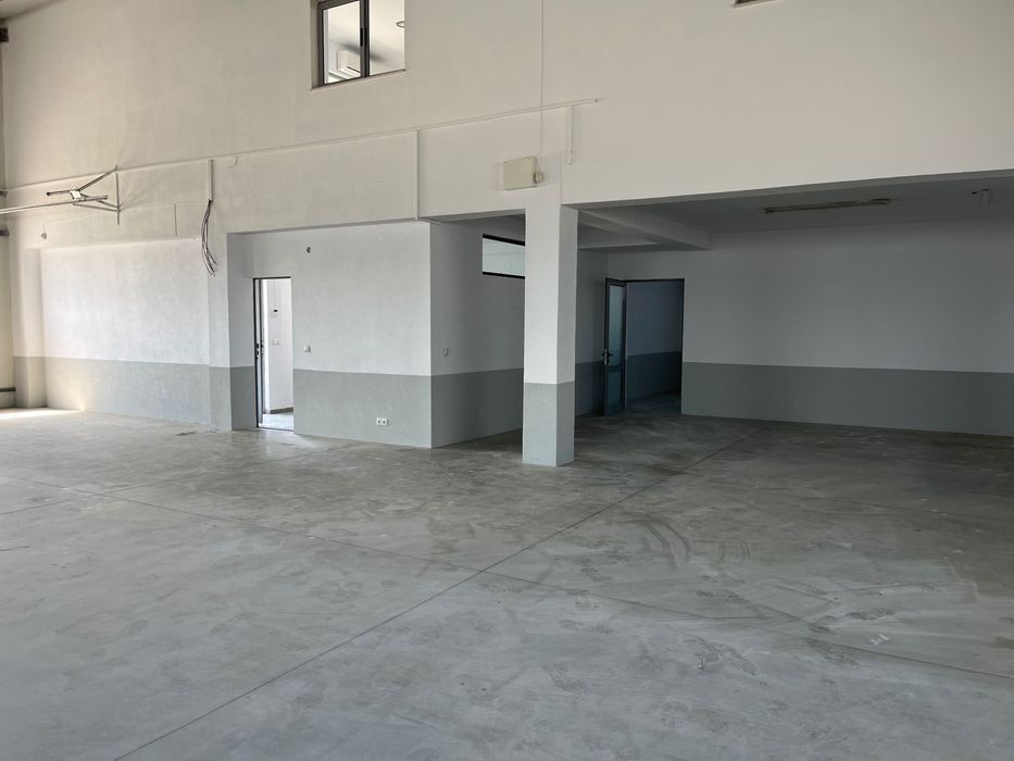 Дава се под наем Склад в Благоевград, Идеален център - 350 кв.м за 1275 € - Снимка #1