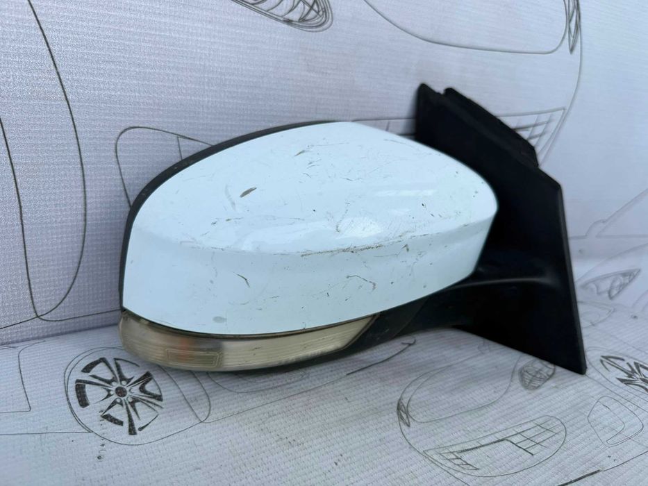 Oglindă Retrovizoare Dreapta Electrică 8 Pini Ford Focus 2317536 / BM51-17682-RG / [2010-2017] / (5D3)