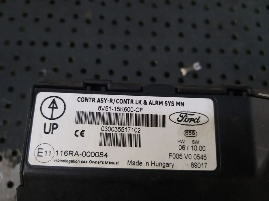 Modul calculator confort ford fiesta 6 cb1 ccn 8v5115k600cf f005v00545