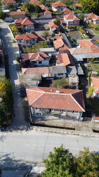 Продава се Къща в с. Дълбок извор, Област Пловдив - 220 кв.м за 305 €/кв.м - Снимка #1