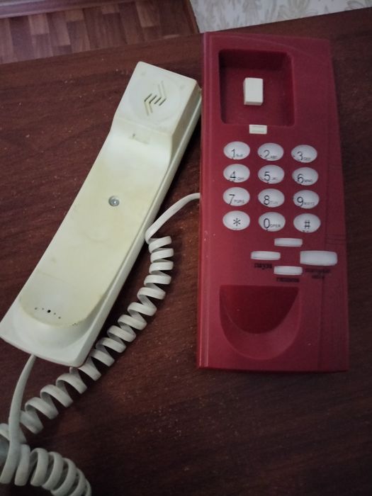 Продаю телефонный аппарат хорошие